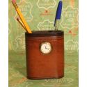 Pot à crayon avec montre